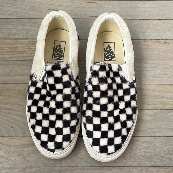 vans fuzzy shoes